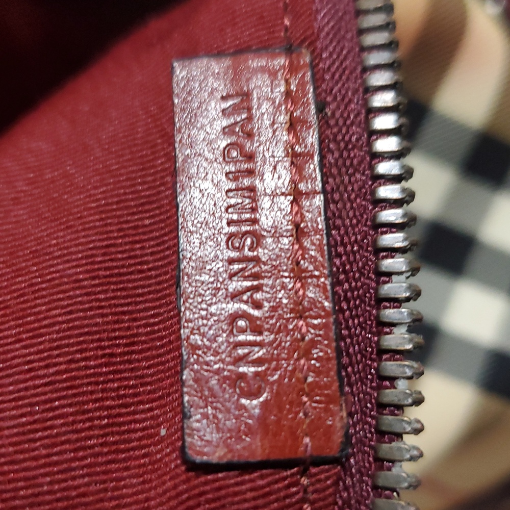 RARE Vintage Burberry Check Burgundy Patent Leather Trim Handle Bag - Picture 13 of 17